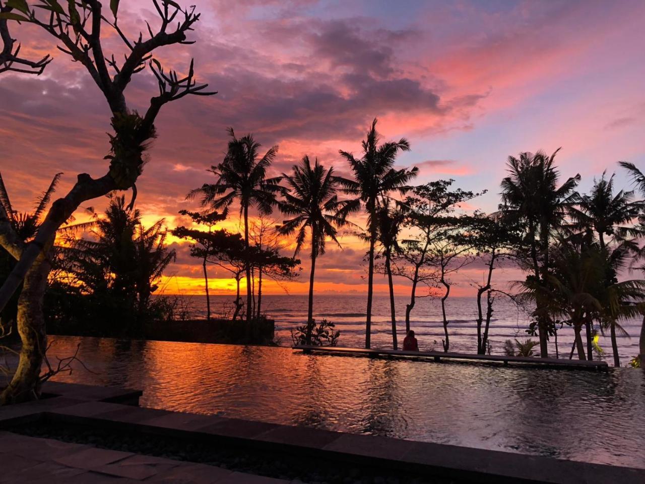 Bali Natha Beach Front Canggu Eksteriør billede